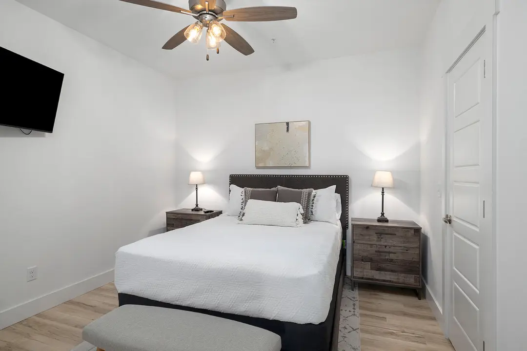 208 & 212 Chateau Mountain Hilltop Way — photo 12