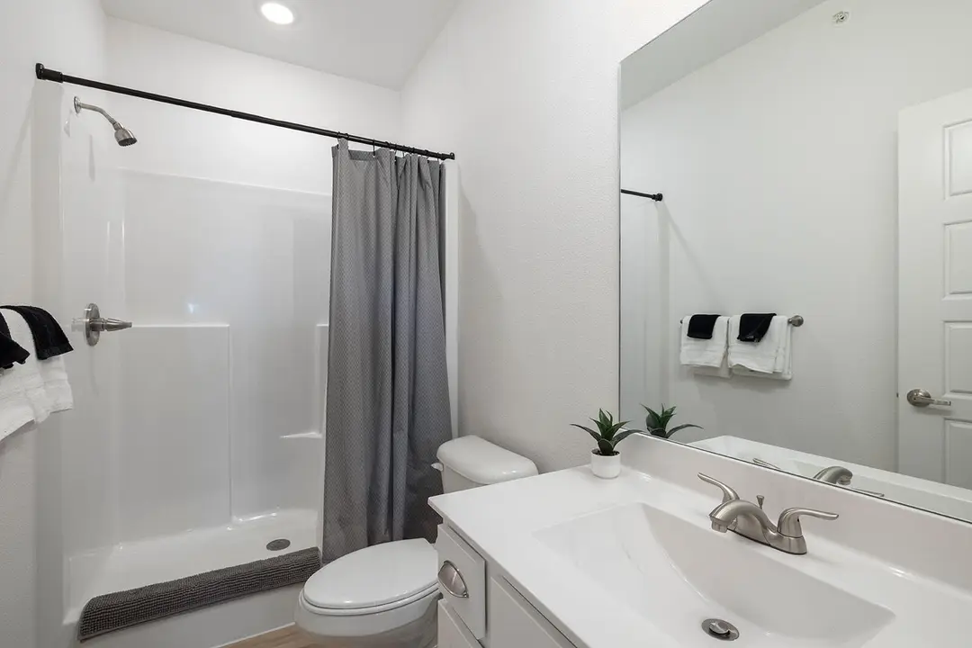 208 & 212 Chateau Mountain Hilltop Way — photo 16