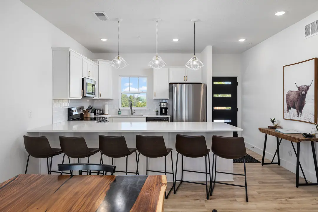 208 & 212 Chateau Mountain Hilltop Way — photo 42