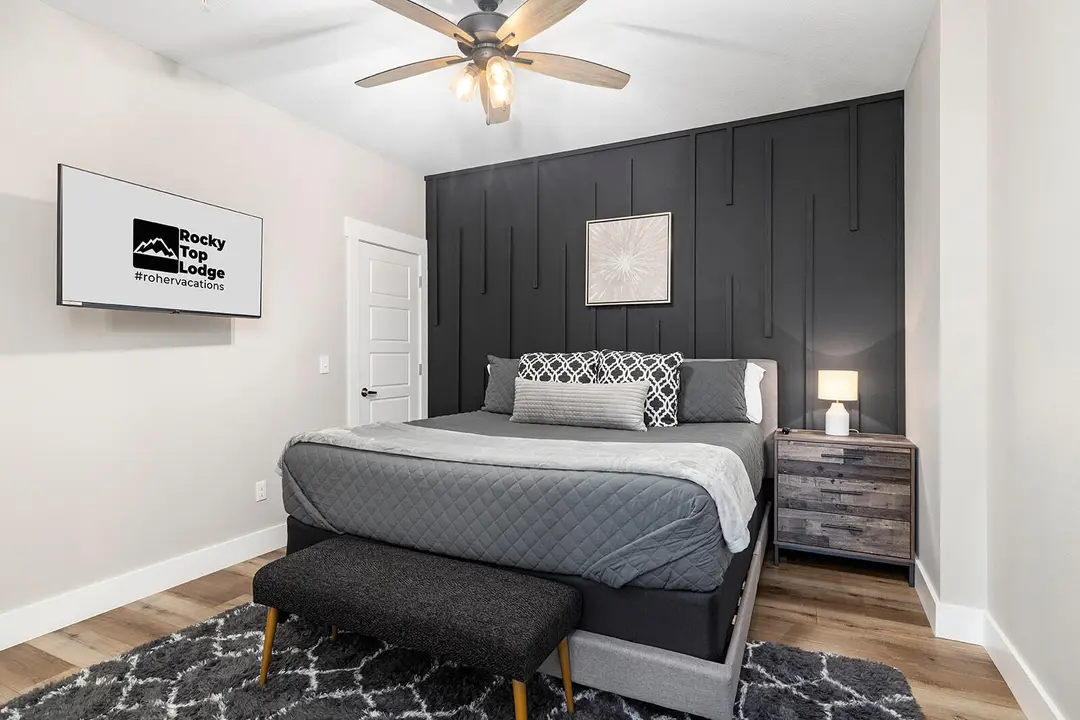 208 & 212 Chateau Mountain Hilltop Way — photo 55