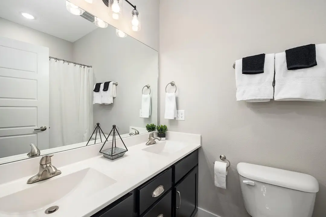 208 & 212 Chateau Mountain Hilltop Way — photo 56