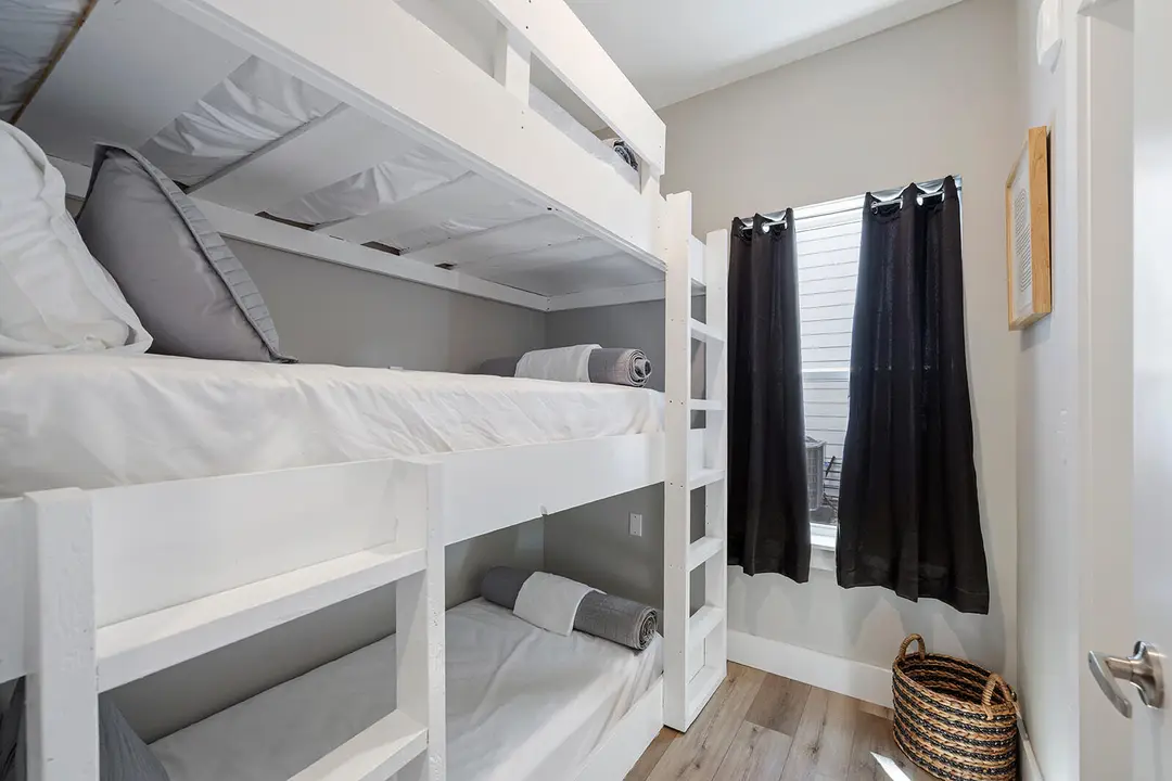 208 & 212 Chateau Mountain Hilltop Way — photo 60