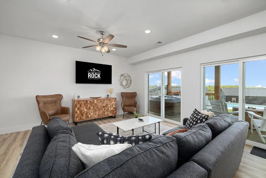 208 & 212 Chateau Mountain Hilltop Way — photo 10