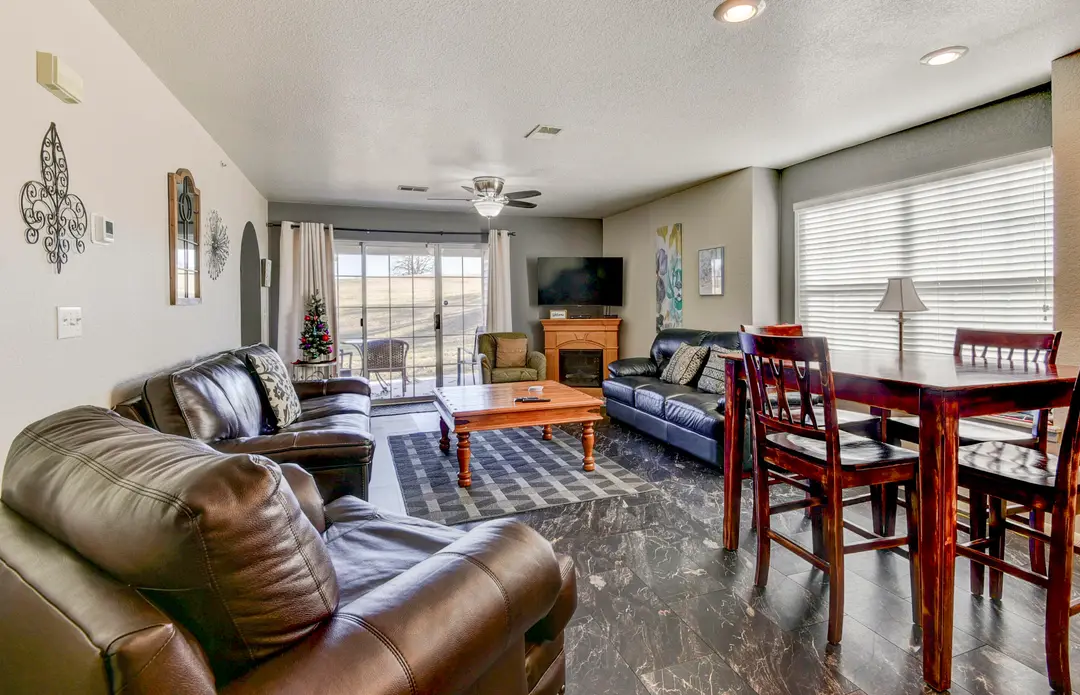 192 W Rockford Drive — photo 4