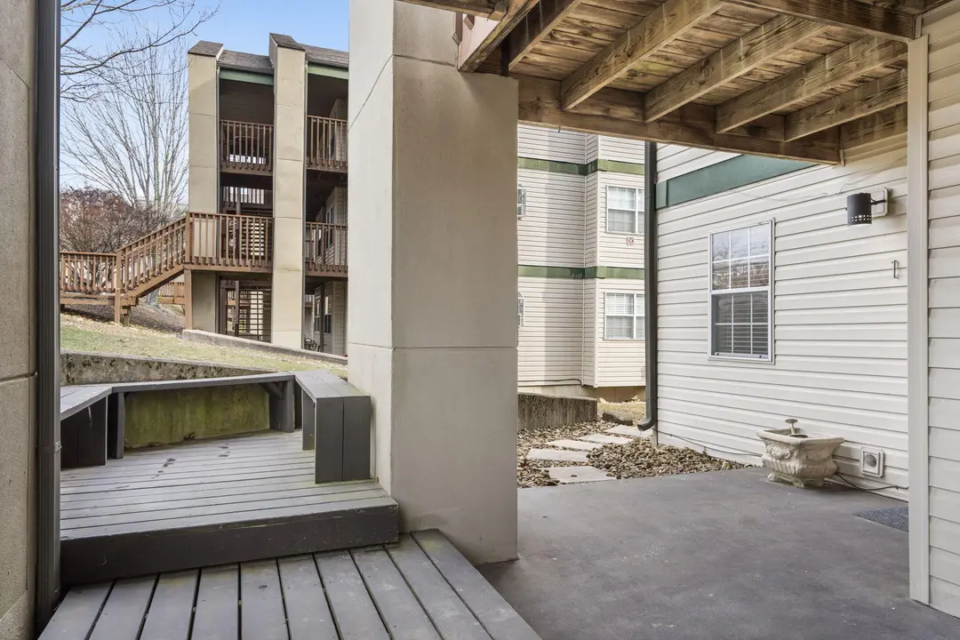18 Goldfinch Drive — photo 11