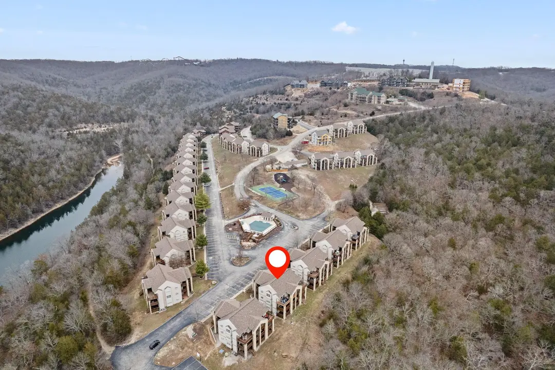 18 Goldfinch Drive — photo 2