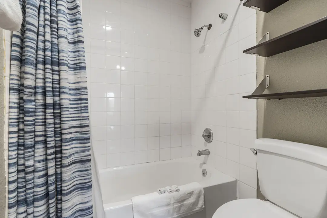 18 Goldfinch Drive — photo 32