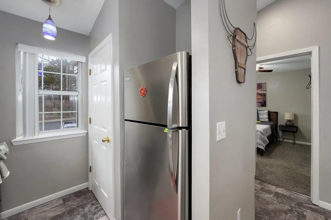 505 Valley View Road — photo 8