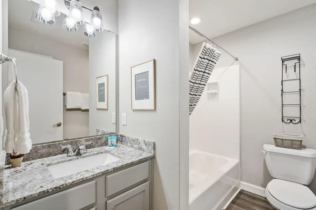 2964 Vineyards Parkway — photo 37