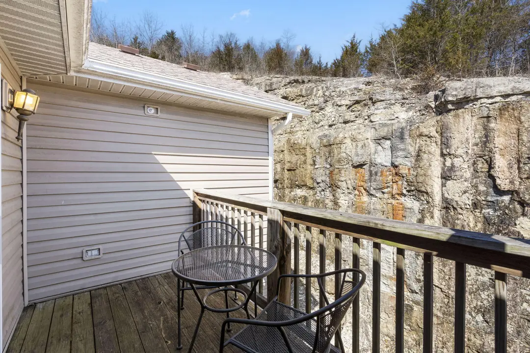 2964 Vineyards Parkway — photo 45