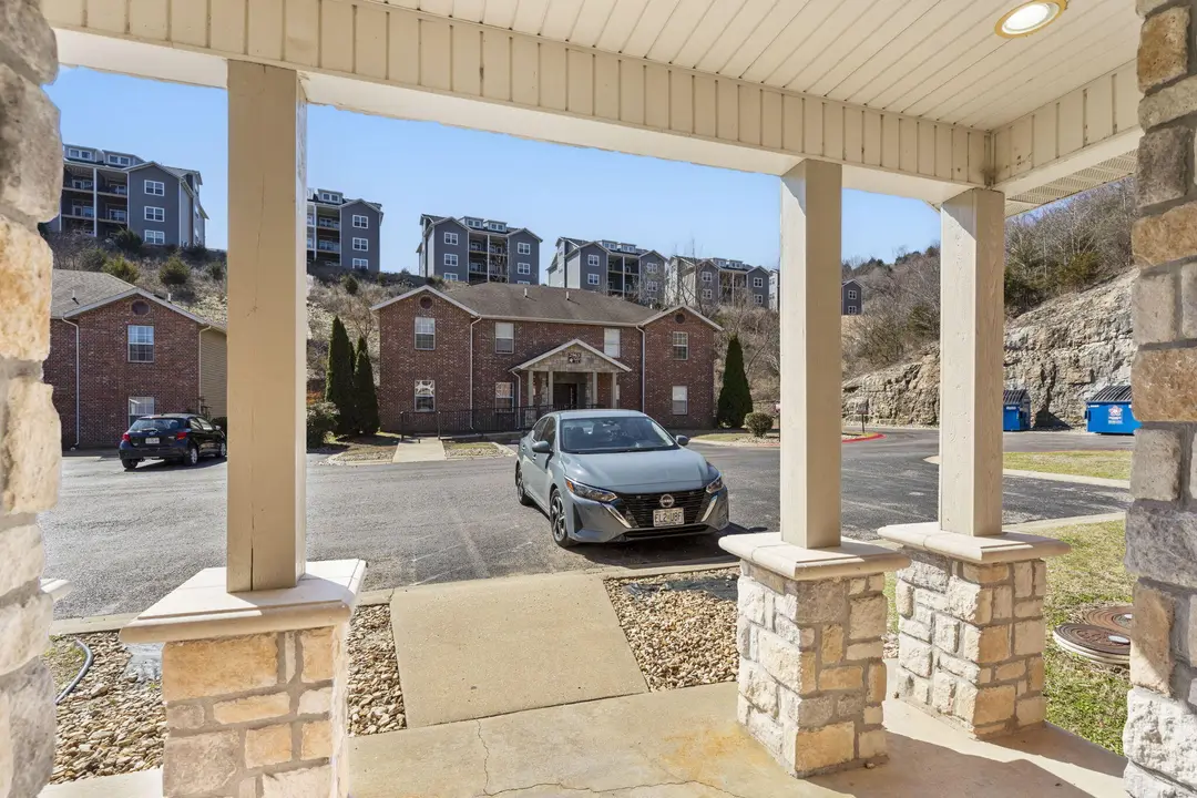 2964 Vineyards Parkway — photo 5