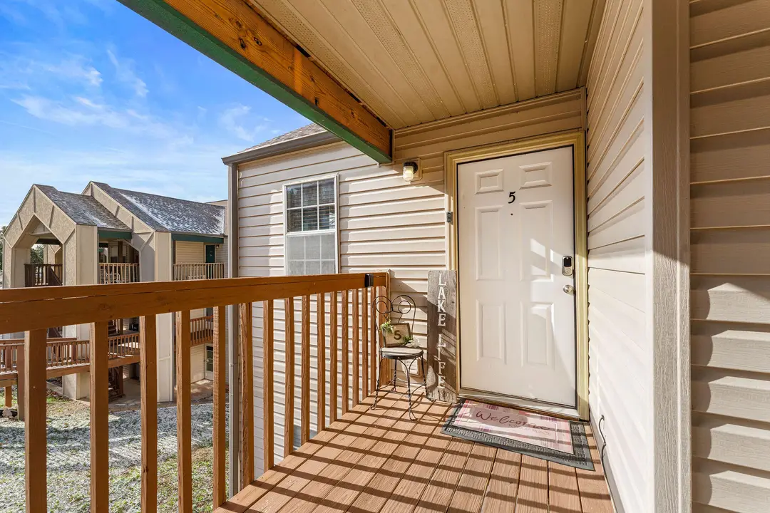 13 Woodpecker Lane — photo 3