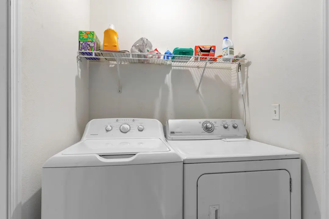 317 Hickory Street — photo 8