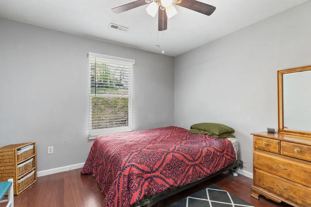 317 Hickory Street — photo 9