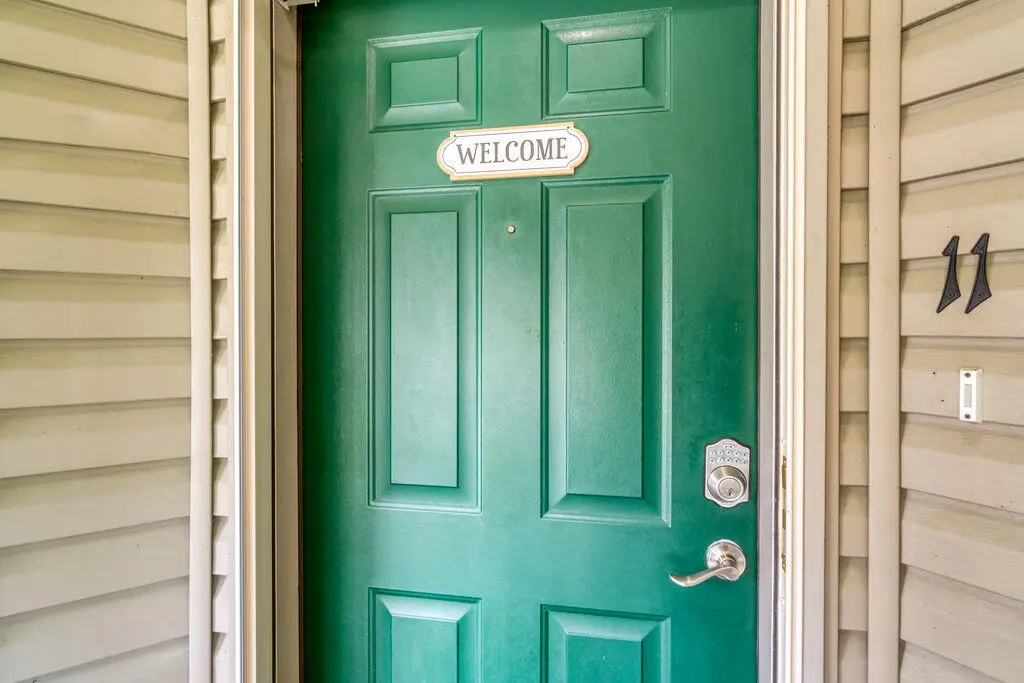 813 Holiday Ridge — photo 4