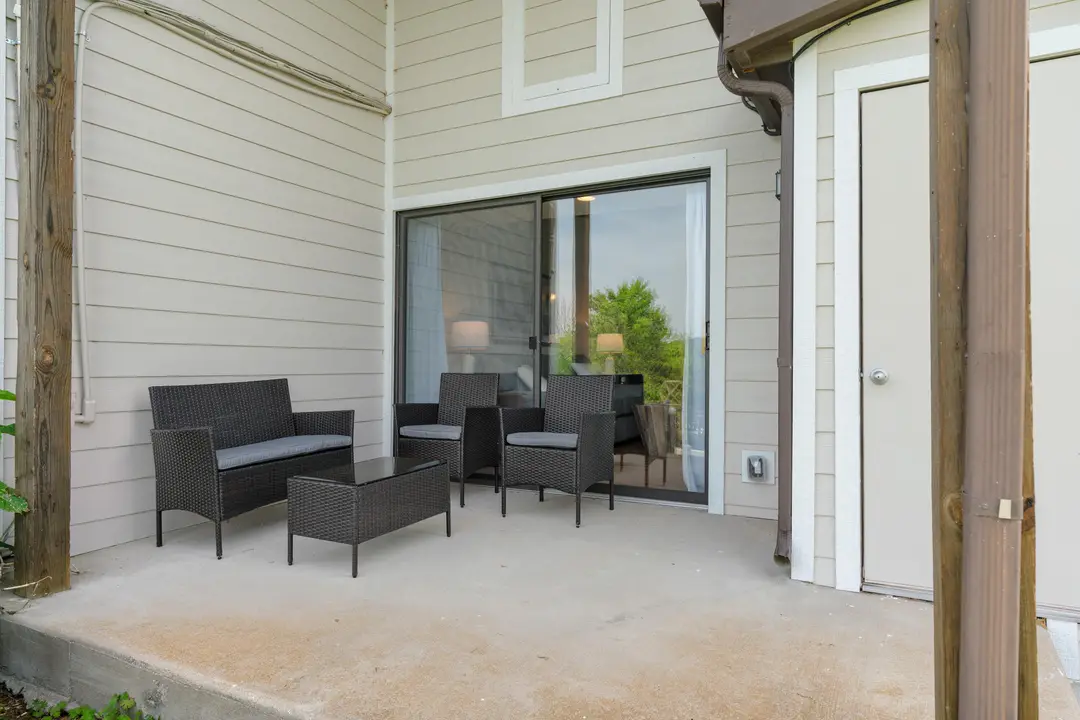 100 Getaway Circle — photo 21