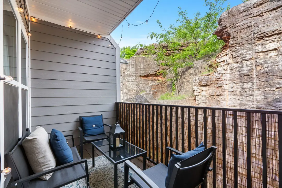 3112 S Vinyards Terrace Parkway — photo 18