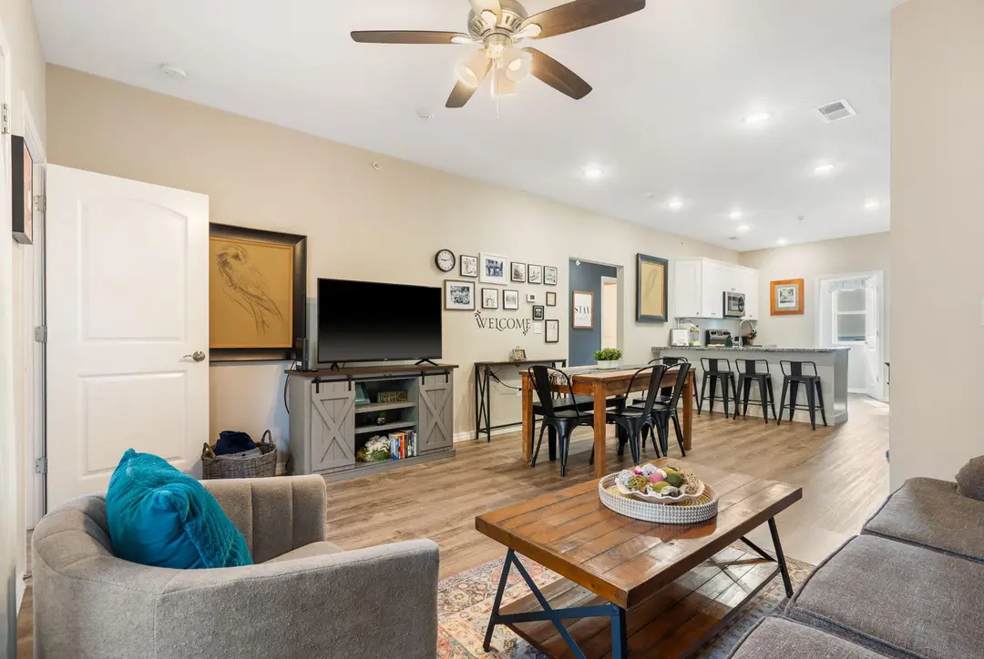 3112 S Vinyards Terrace Parkway — photo 4