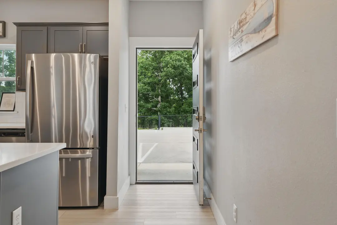 232 Chateau Mountain Hilltop Way — photo 3