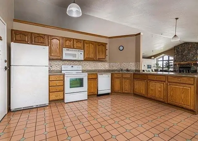 350 S Wildwood Drive — photo 28