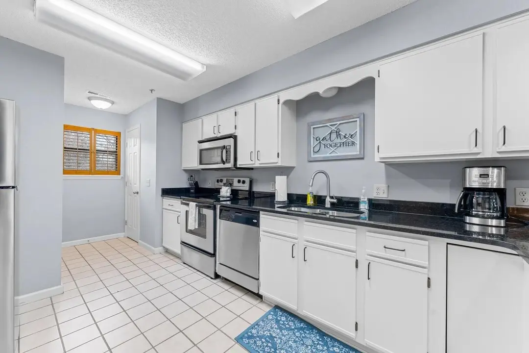 350 S Wildwood Drive — photo 5