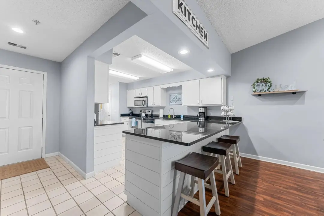 350 S Wildwood Drive — photo 8