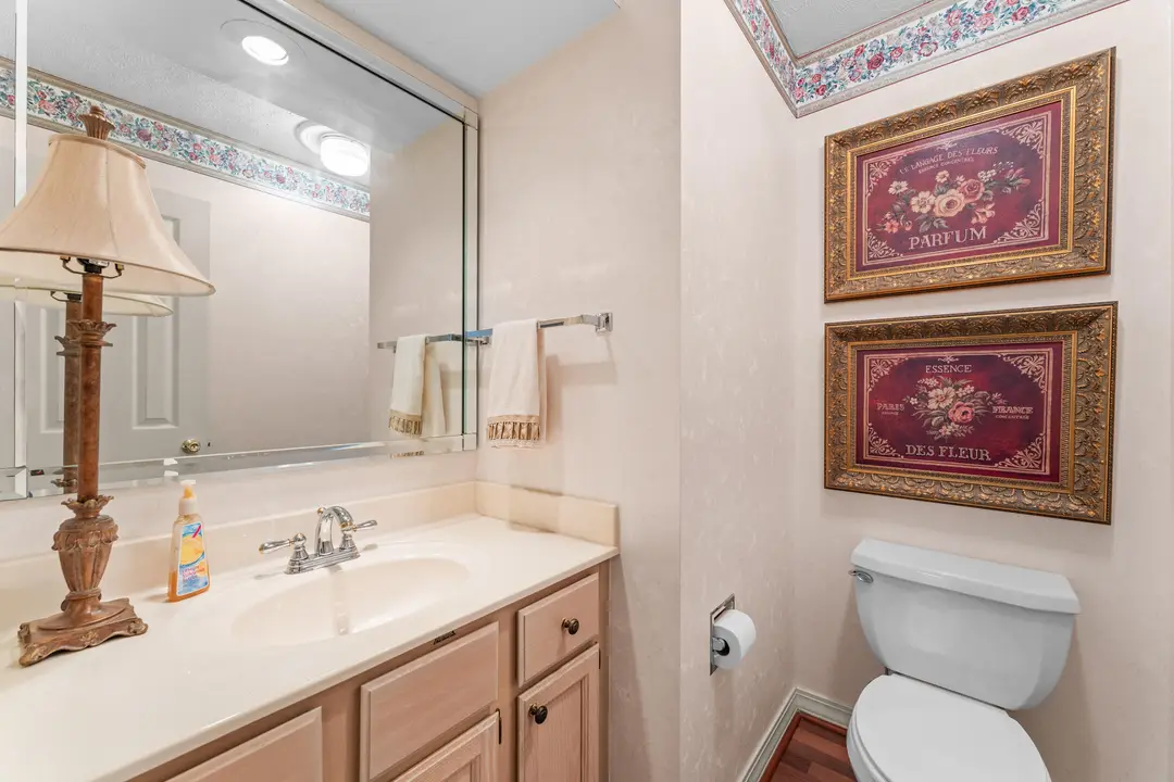200 Eagle Pointe Drive — photo 16