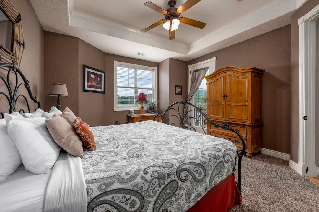 31 Blue Bird Way — photo 13