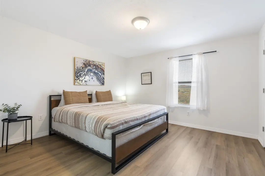 2950 Vineyards Parkway — photo 11