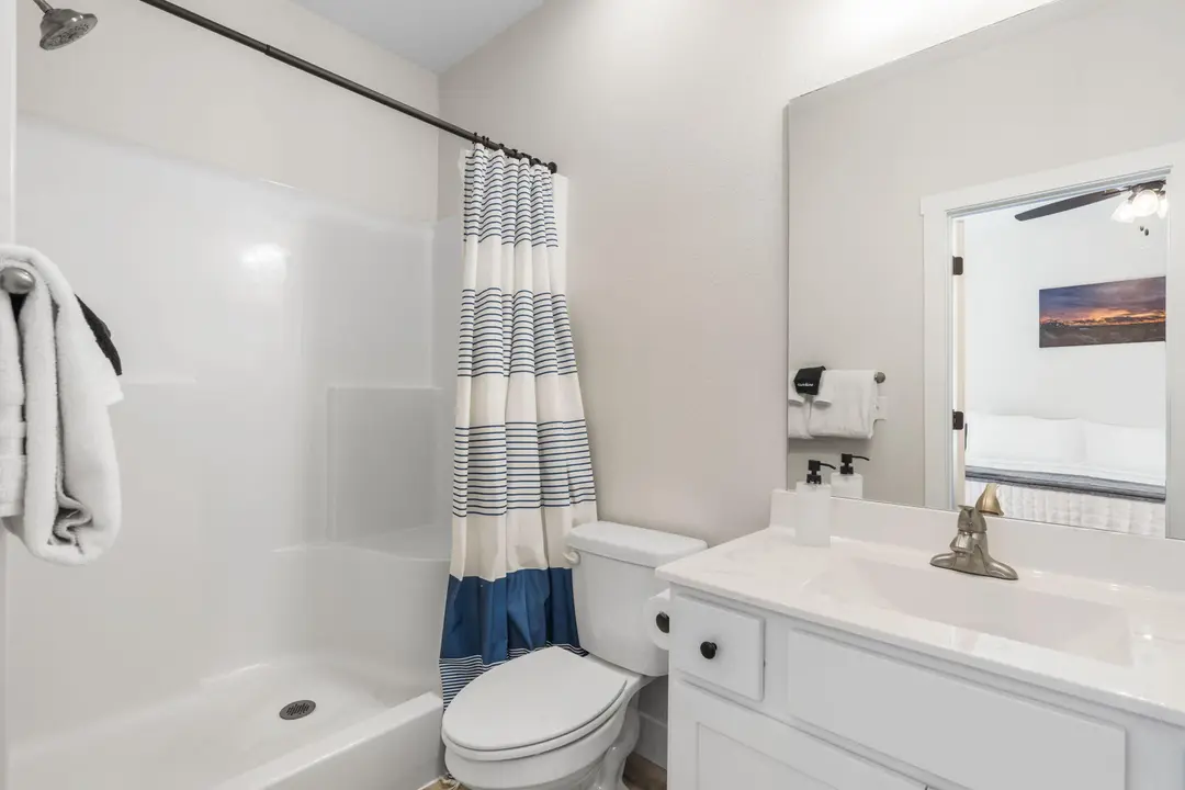 121 Frontier Way — photo 23