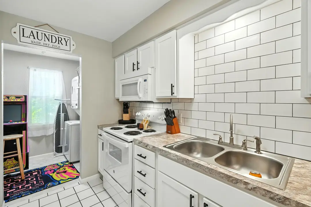 151 Highland Drive — photo 6