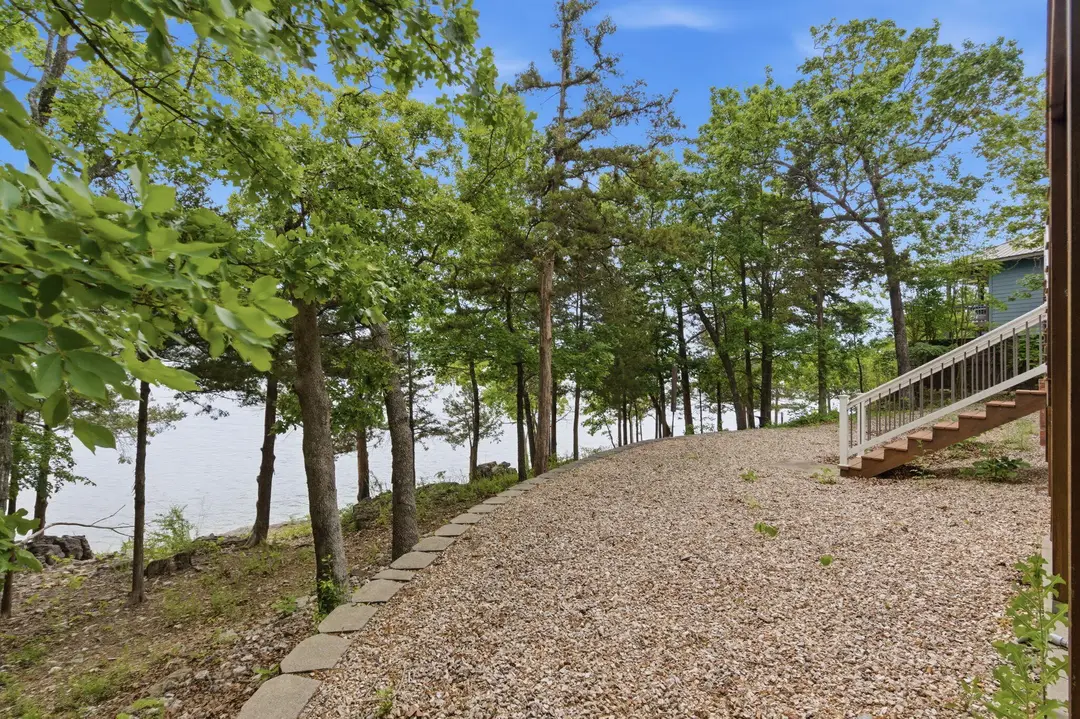317 Scenic Drive — photo 34