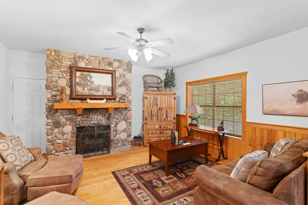 237 Oakridge Road — photo 12