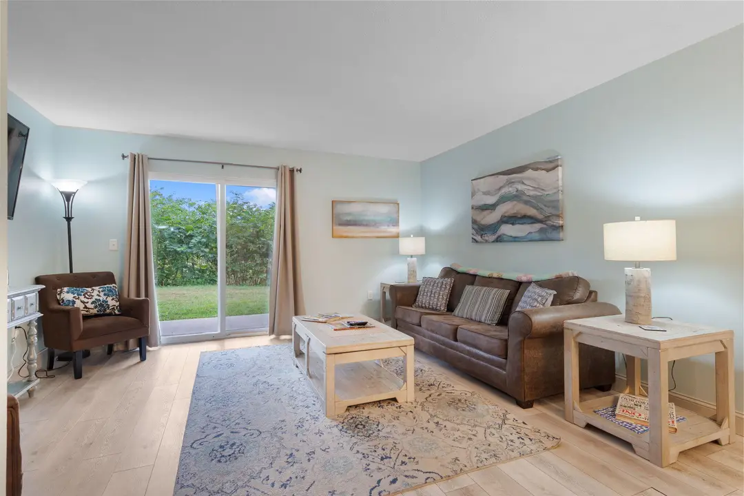 2917 Vineyards Parkway — photo 15