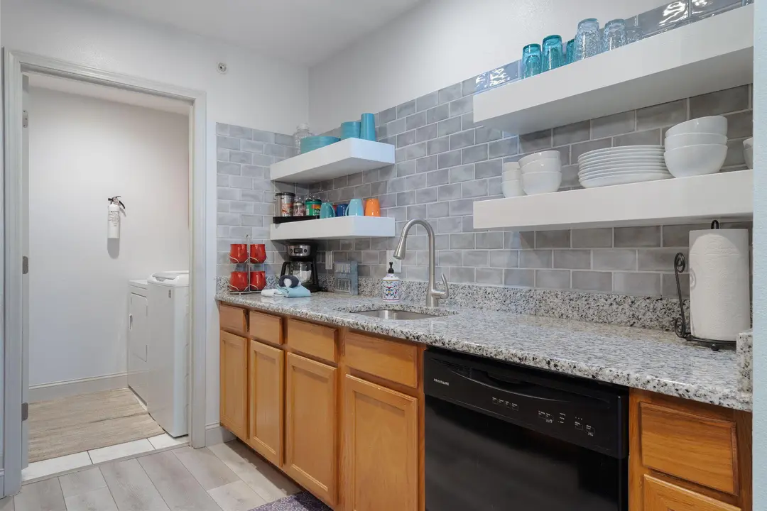 2917 Vineyards Parkway — photo 22