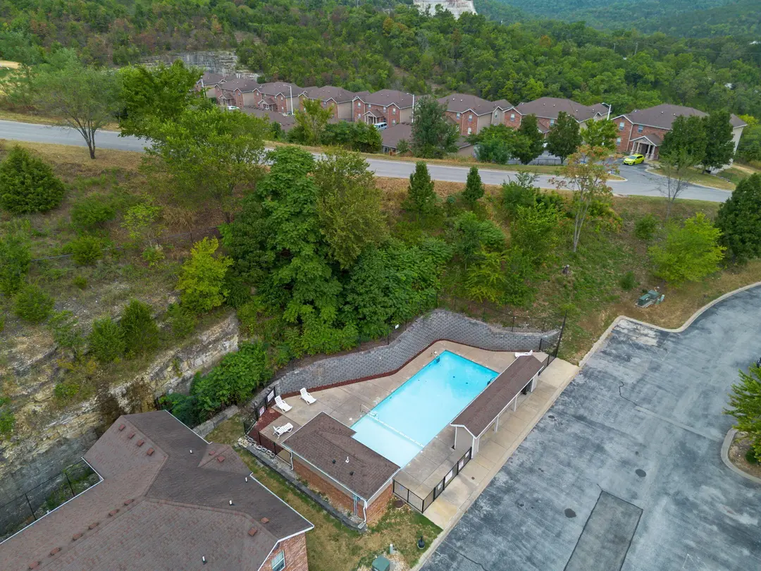2917 Vineyards Parkway — photo 3