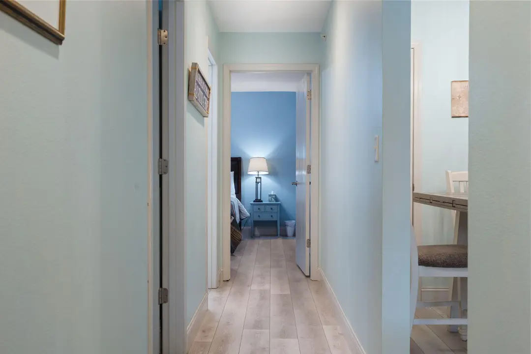 2917 Vineyards Parkway — photo 35