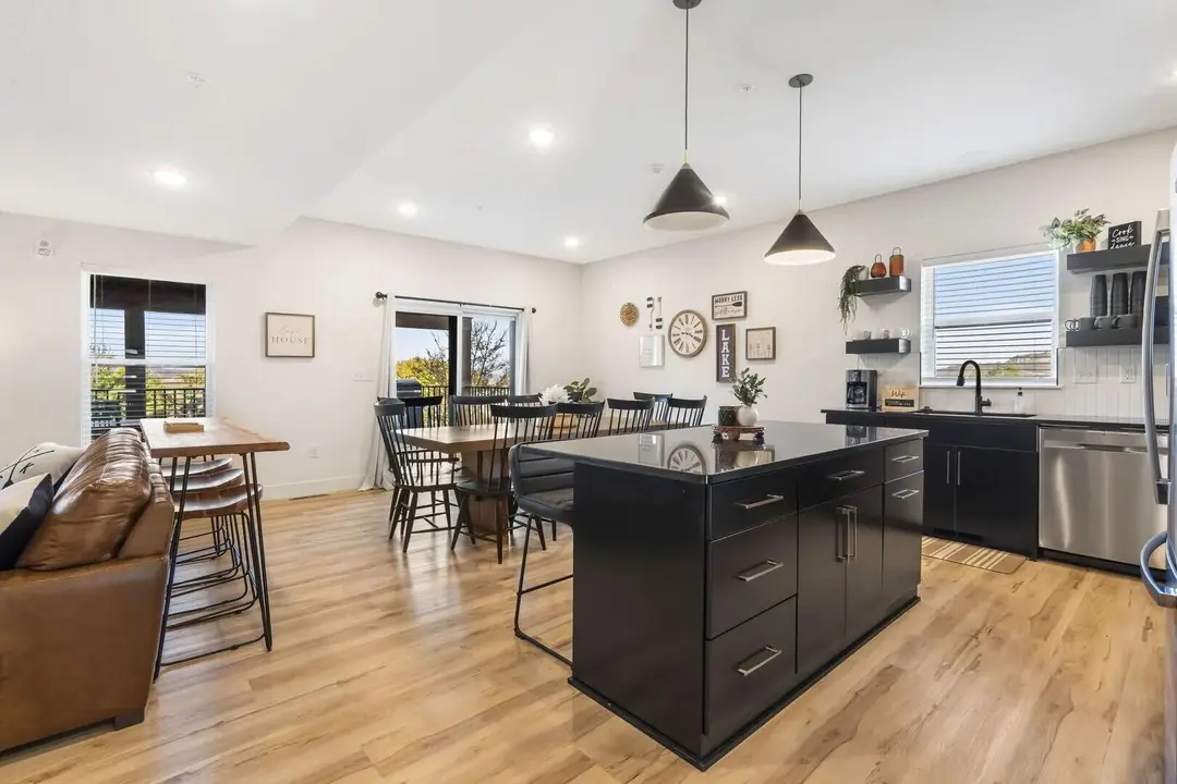 305 Rocky Shores Ridge — photo 4