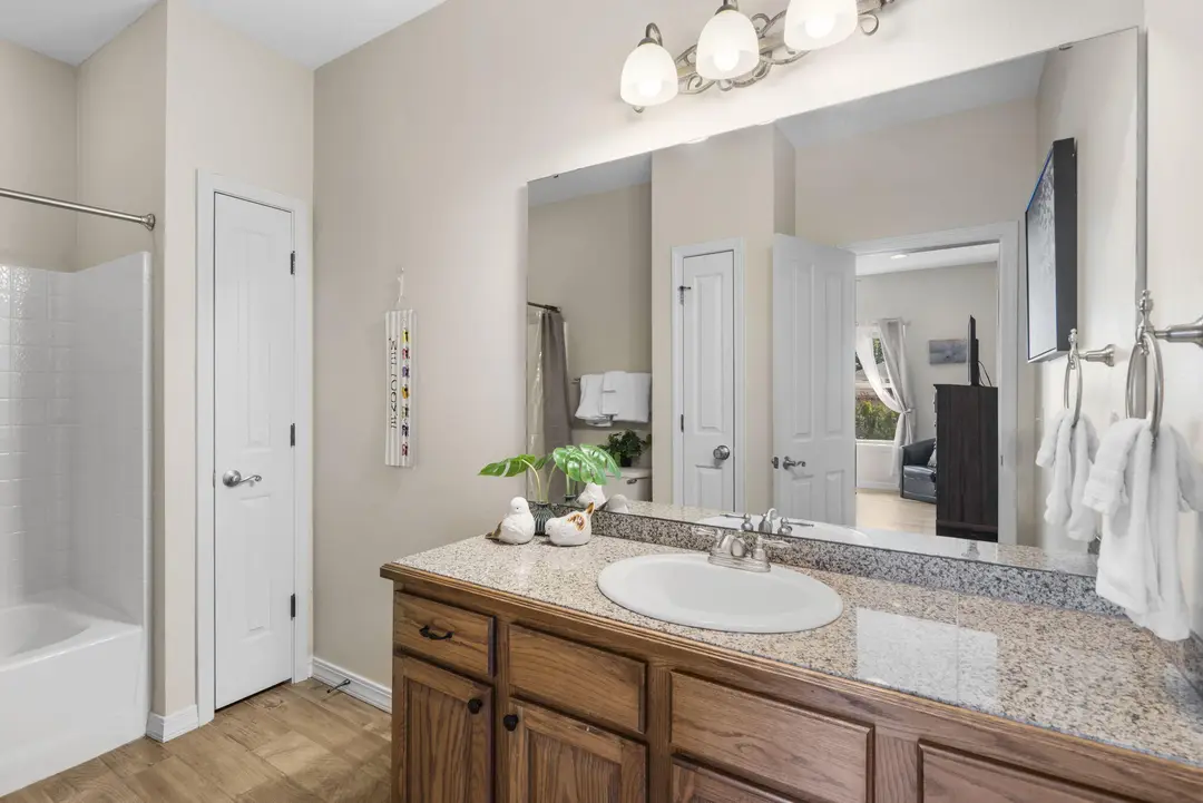720 Emerald Pointe Drive — photo 12