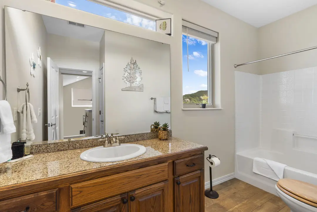 720 Emerald Pointe Drive — photo 16