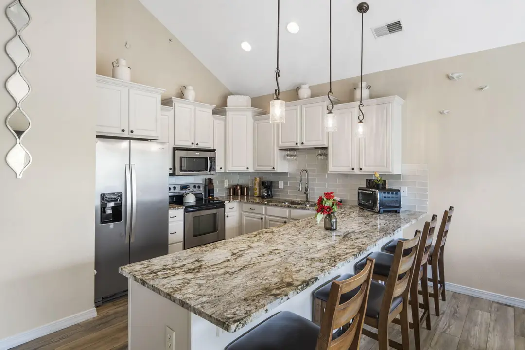 720 Emerald Pointe Drive — photo 5