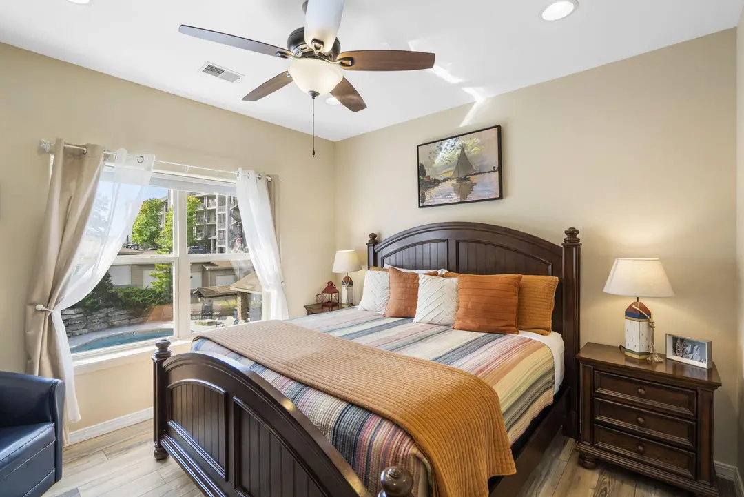 720 Emerald Pointe Drive — photo 9
