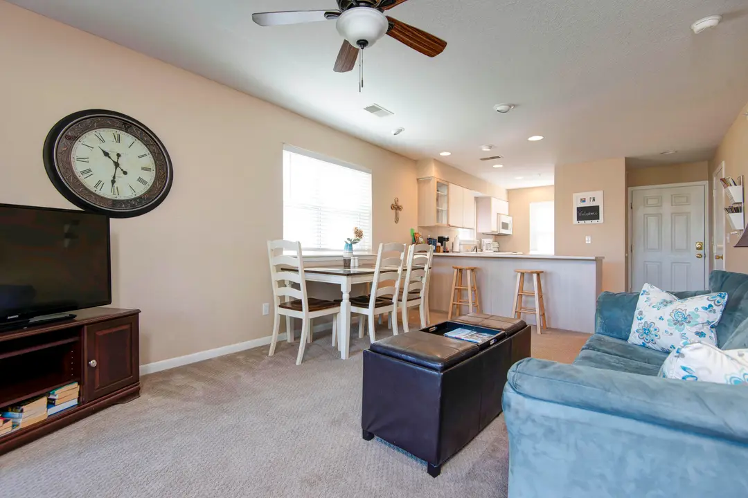 204 Westwood Drive — photo 5