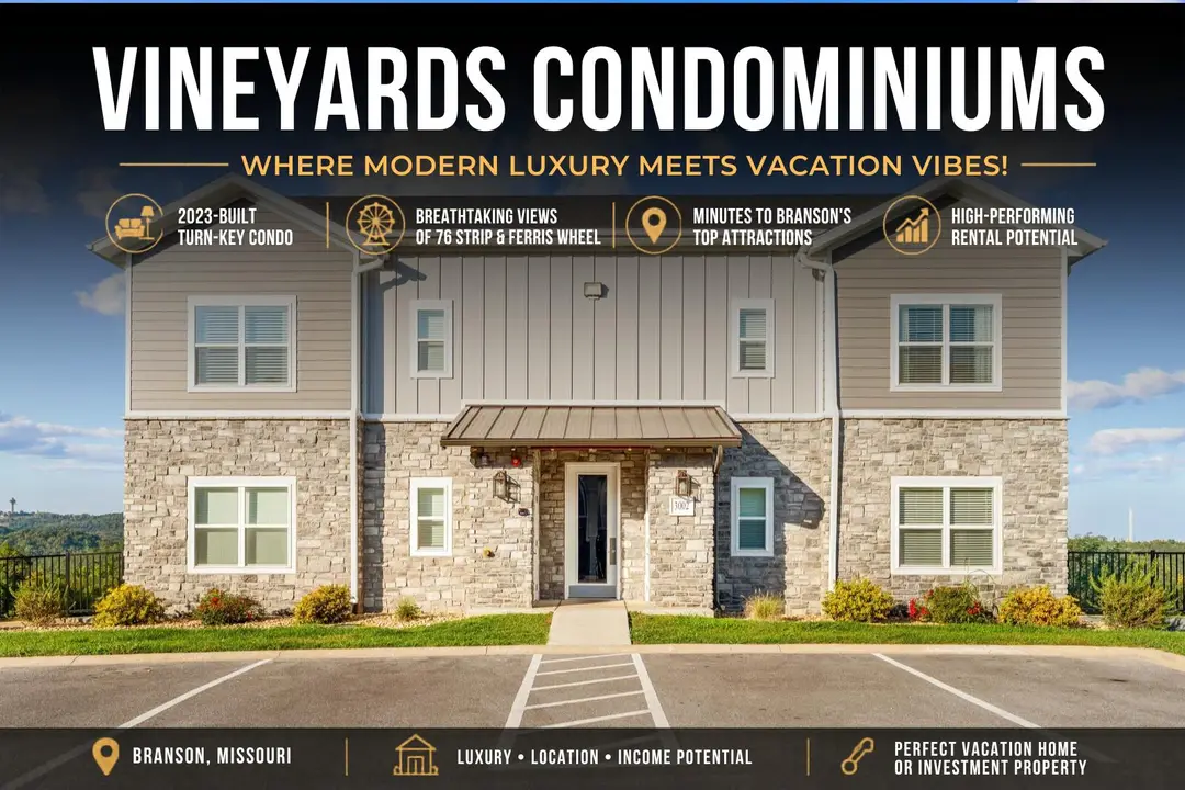 3002 N Vineyards Terrace Terrace