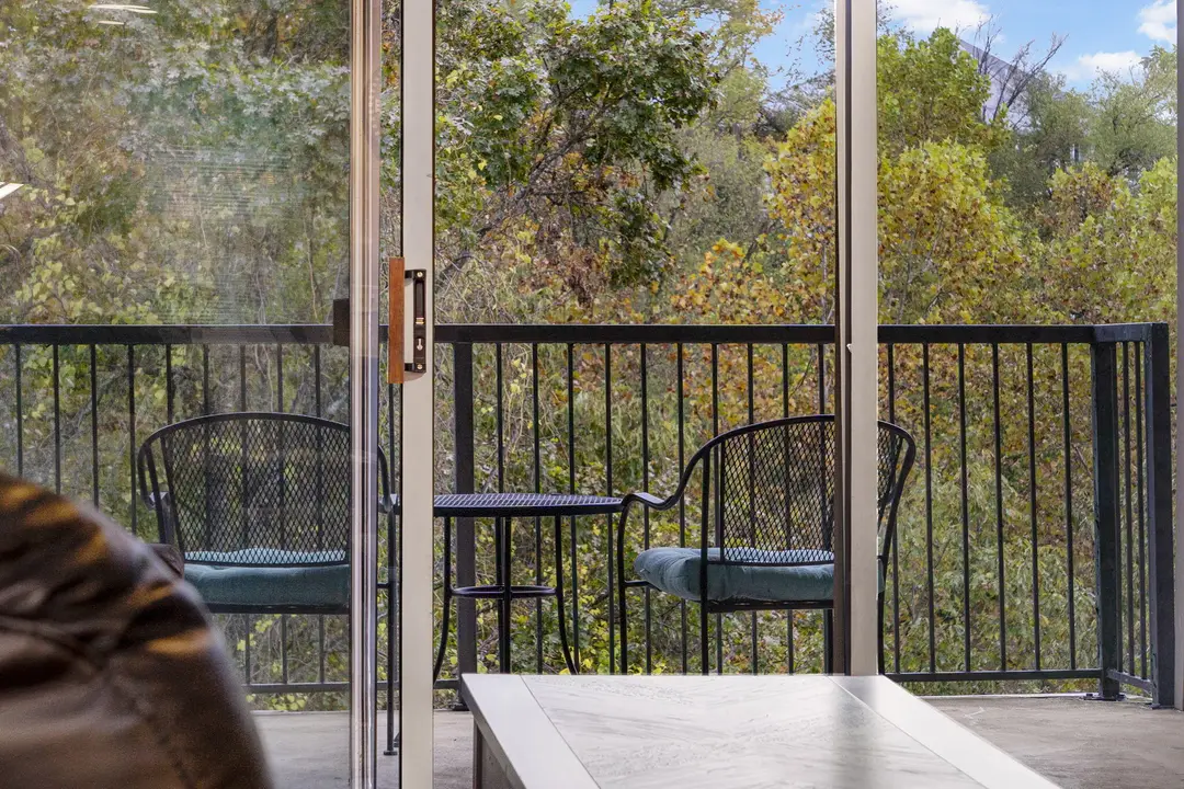 505 Valley View Drive — photo 15