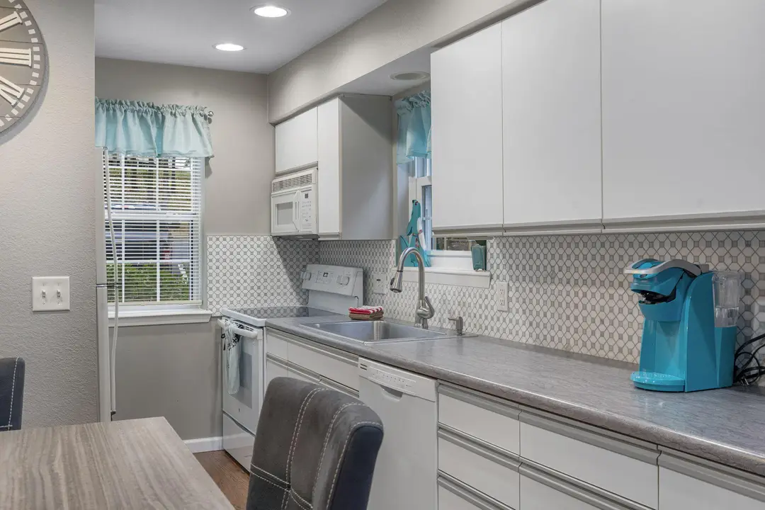 505 Valley View Drive — photo 25