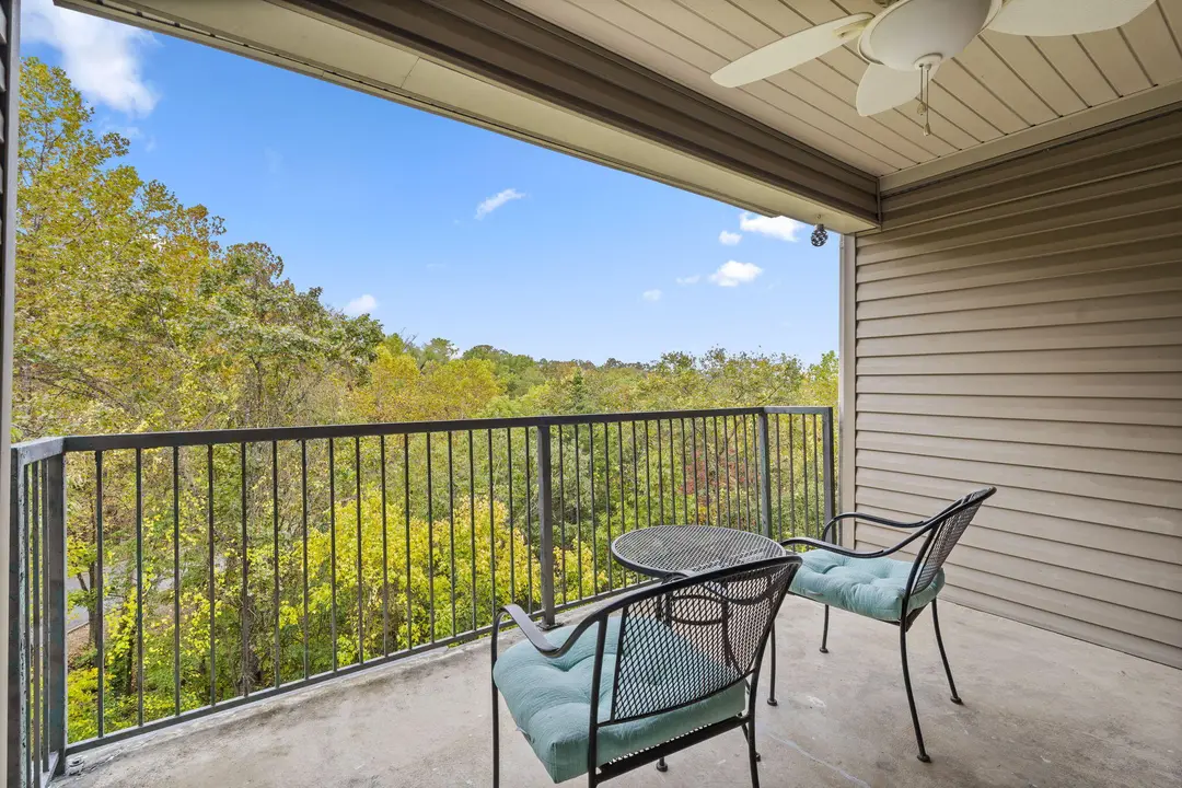 505 Valley View Drive — photo 46