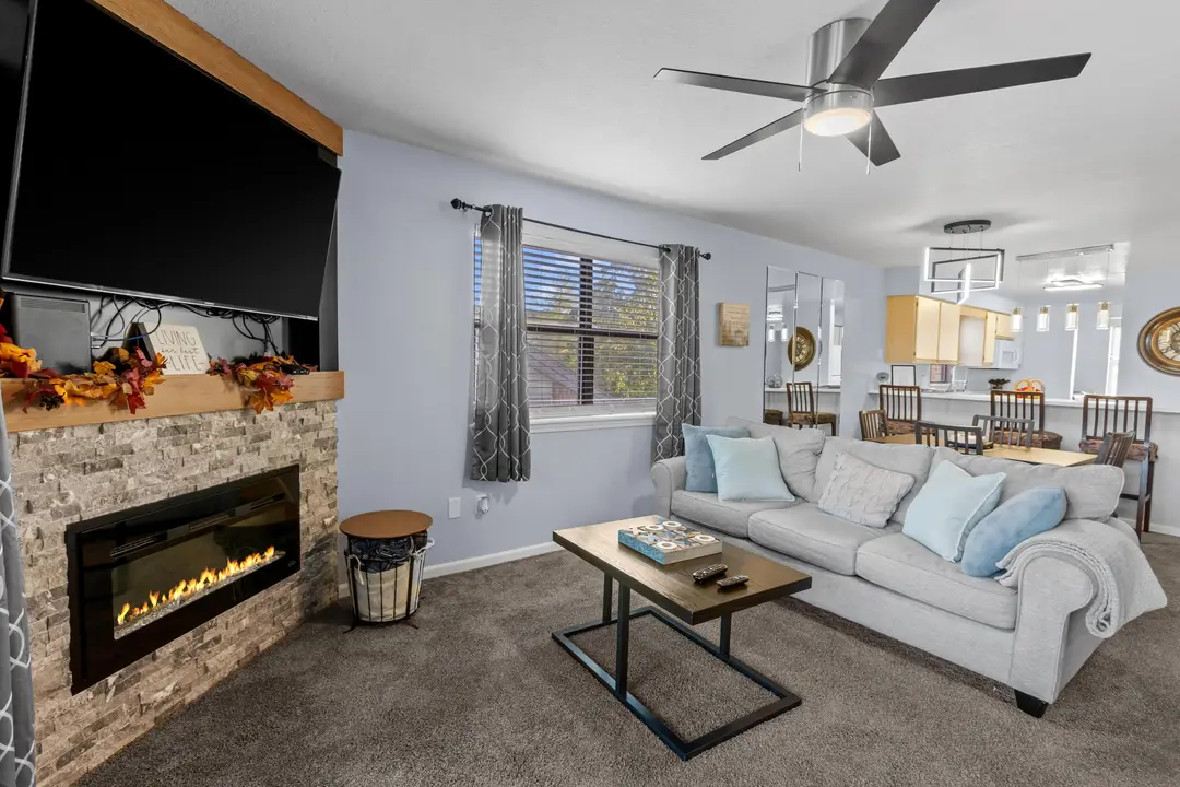 170 Bunker Ridge Drive — photo 3