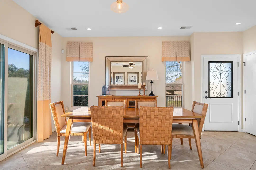 140 S Tuscany Drive — photo 4