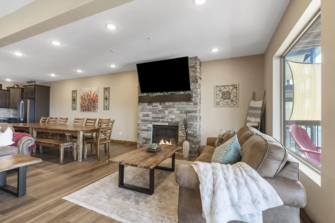85 David Shawn Drive — photo 14